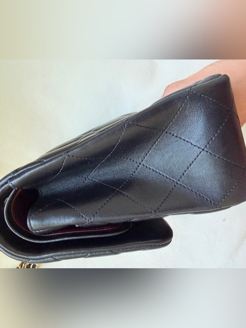 CHANEL Jumbo (large) classic flap lambskin - Picture 4 of 10